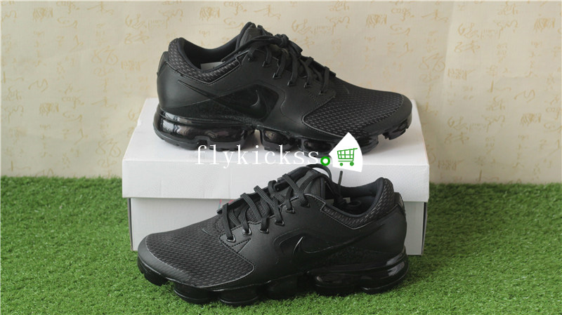 Nike Air Vapormax CS Running Shoes